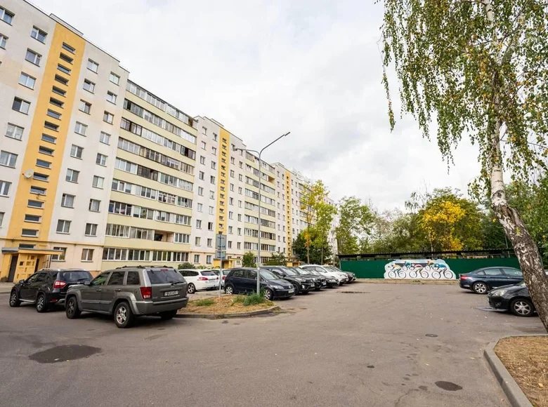 Mieszkanie 2 pokoi 47 m² Mińsk, Białoruś