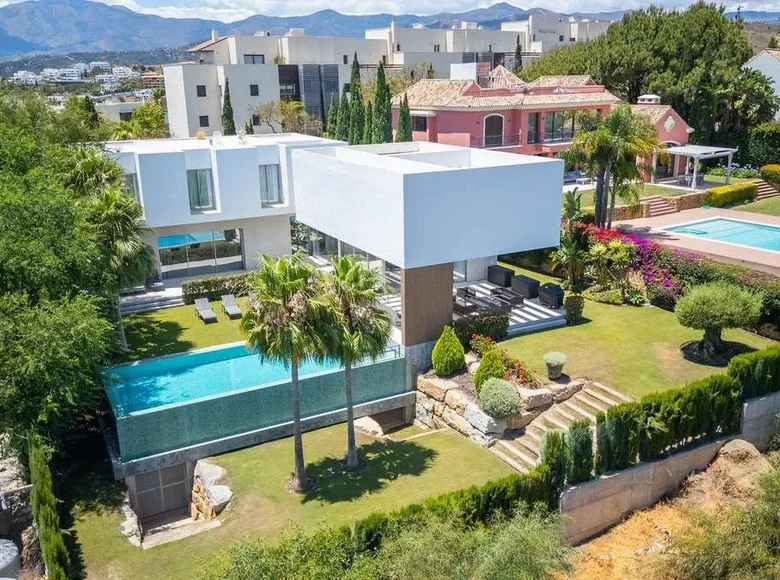 5-Schlafzimmer-Villa 500 m² Benahavis, Spanien