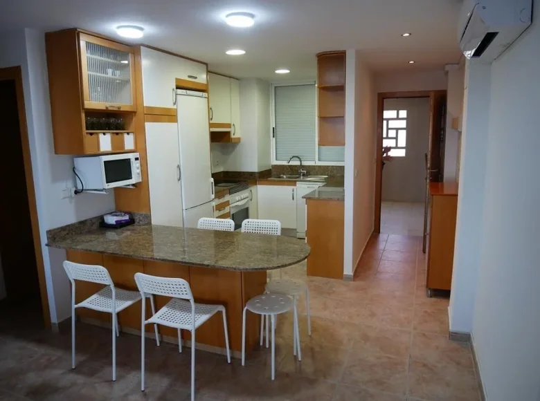 Apartamento 3 habitaciones  Alicante, Španjolska