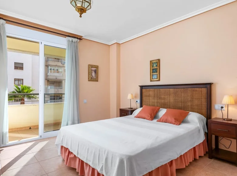 5 bedroom apartment 213 m² Torrevieja, Spain