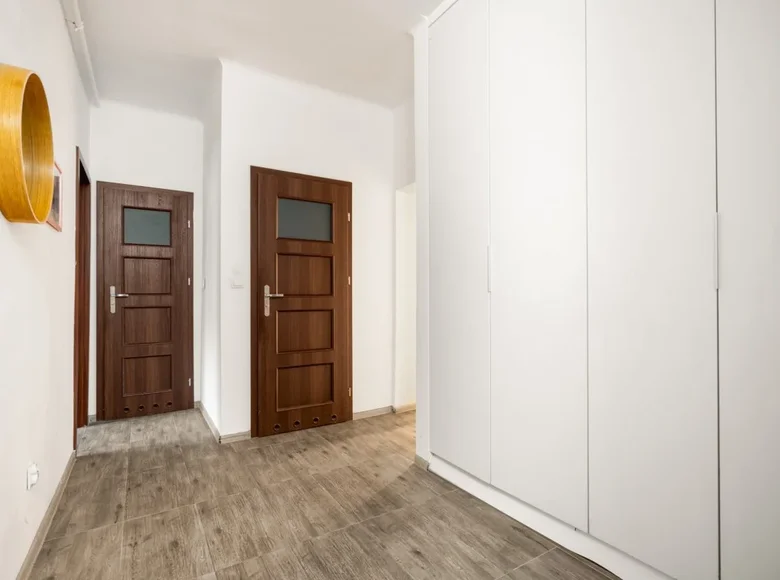 Mieszkanie 3 pokoi 54 m² Warszawa, Polska