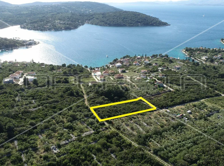 Atterrir 2 709 m² Necujam, Croatie