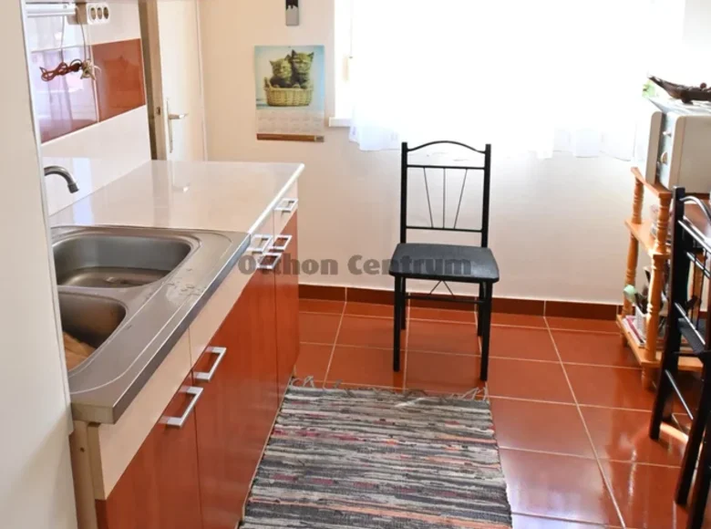 2 room apartment 48 m² Varpalota, Hungary