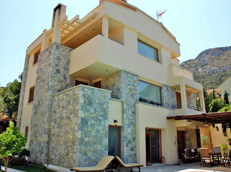 5 bedroom villa 450 m² Thymari, Greece