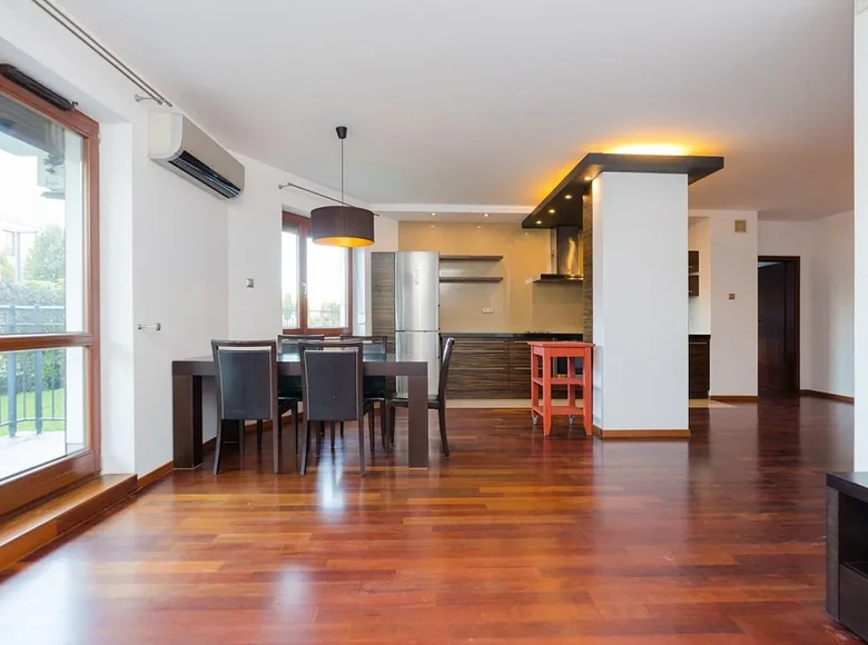 3 room apartment 92 m² Warsaw, Poland