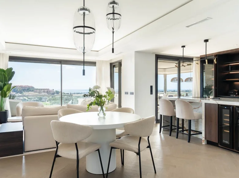 3 bedroom apartment 395 m² San Pedro Alcantara, Spain