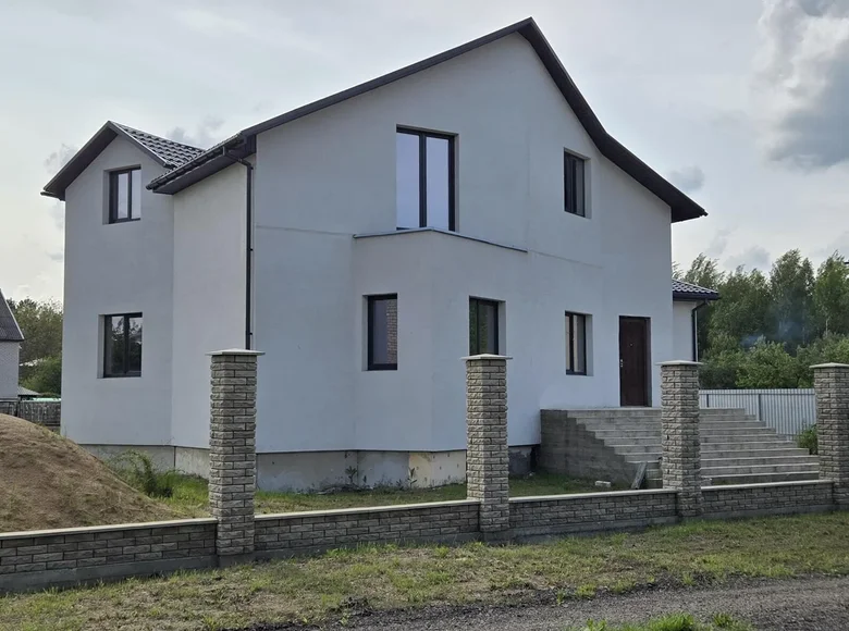 Дом 354 м² Дружный, Беларусь