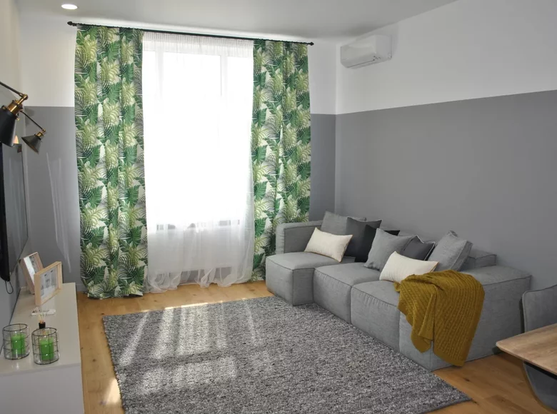 1 room apartment 60 m² pecherskyi-district, Ukraine