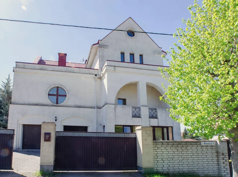 Ferienhaus 550 m² Kalodziscanski selski Savet, Belarus