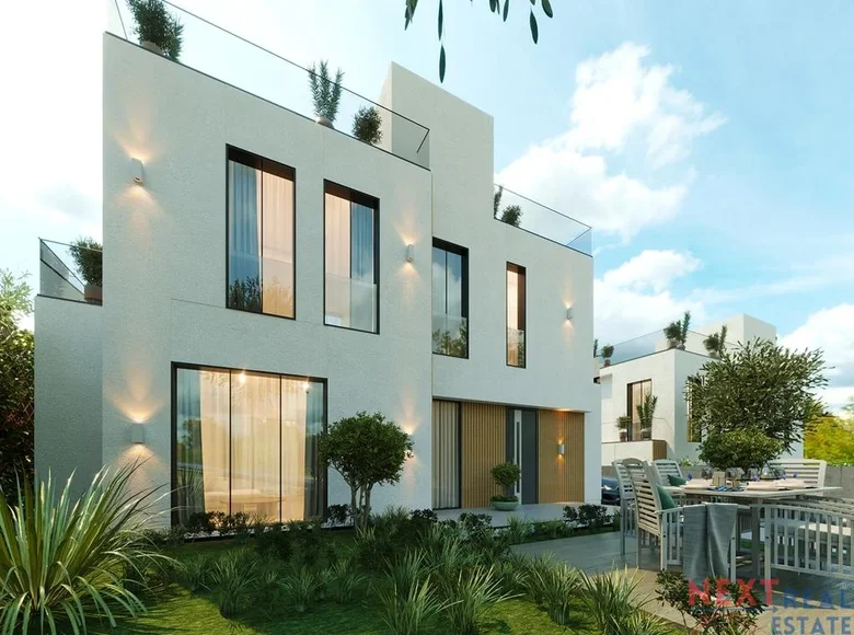 Вилла 450 м² Тирана, Албания
