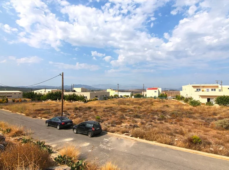 Land 1 room 1 500 m² Kato Gouves, Greece