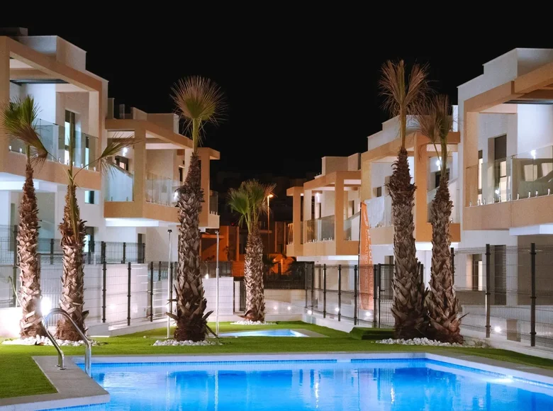 Bungalow 3 pokoi  Orihuela, Hiszpania