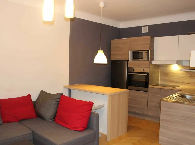 2 room apartment 30 m² in Warsaw, Poland