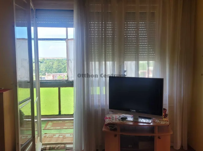 2 room apartment 54 m² Tatabanyai jaras, Hungary