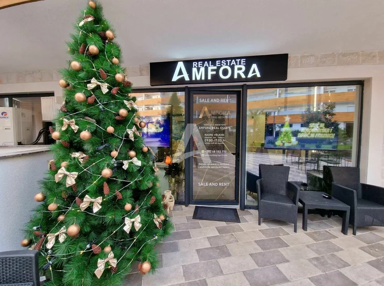 Office 45 m² in Budva, Montenegro