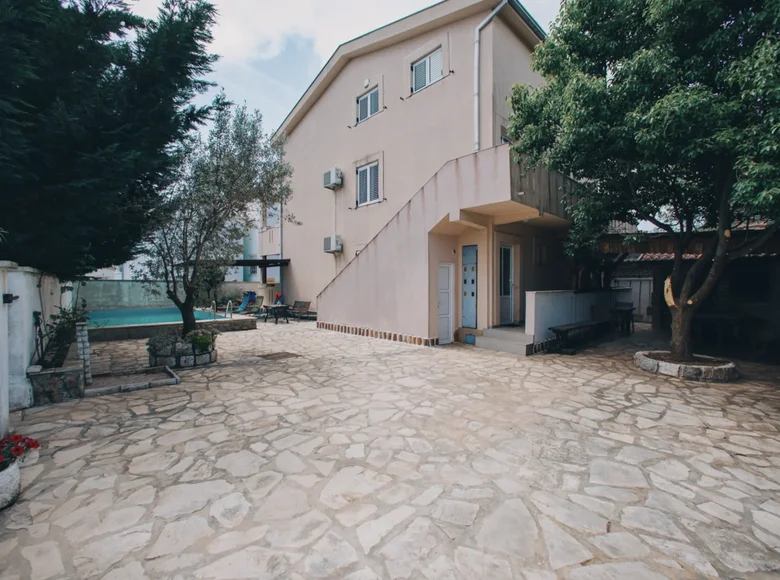 Дом 6 спален 300 м² Krimovice, Черногория