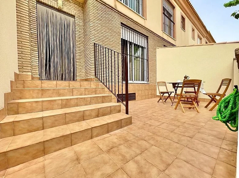 Townhouse 4 bedrooms 133 m² Pilar de la Horadada, Spain