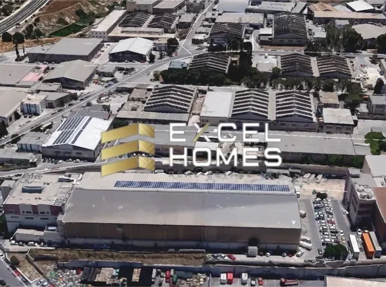 Commercial property  in Luqa, Malta