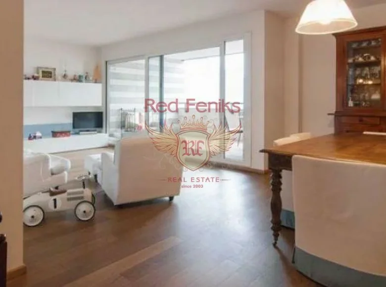 2 bedroom apartment 130 m² Como, Italy