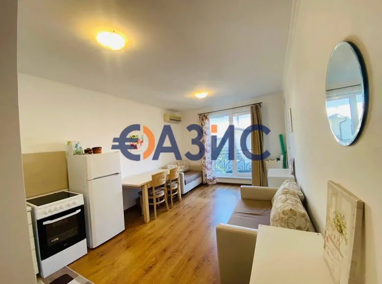 Квартира 2 комнаты 54 м² Равда, Болгария