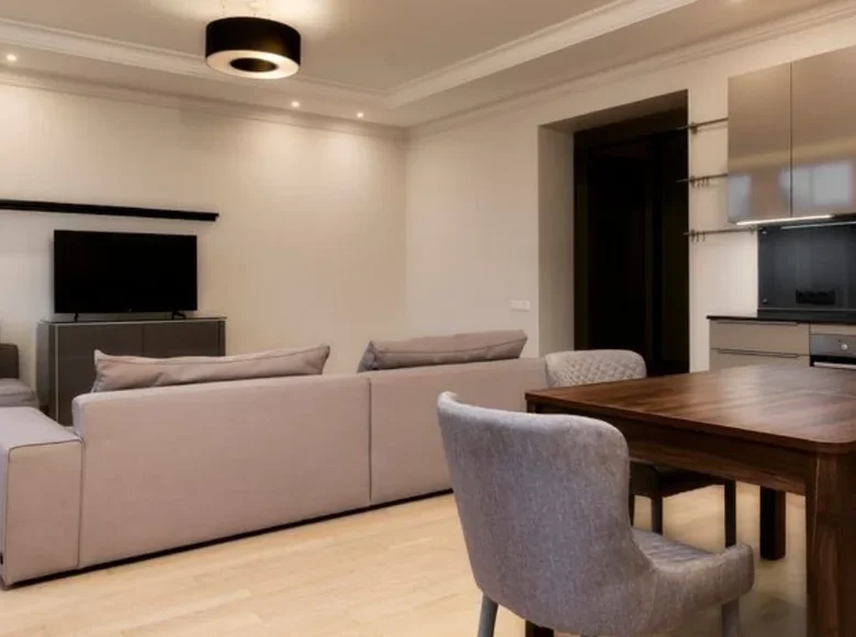 Mieszkanie 4 pokoi 101 m² Ryga, Łotwa
