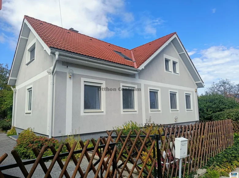 8 room house 373 m² Szentendre, Hungary