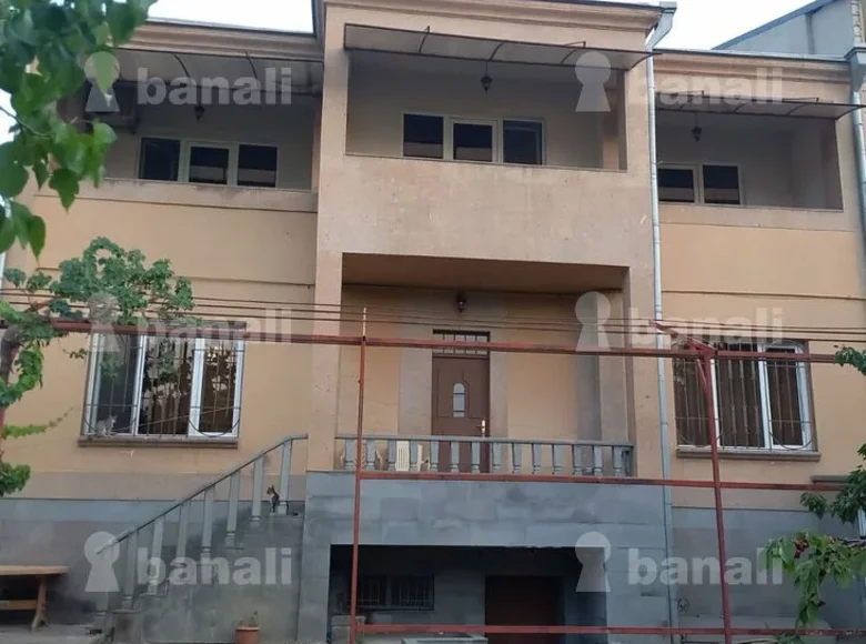 Casa grande 7 habitaciones 505 m² Ereván, Armenia