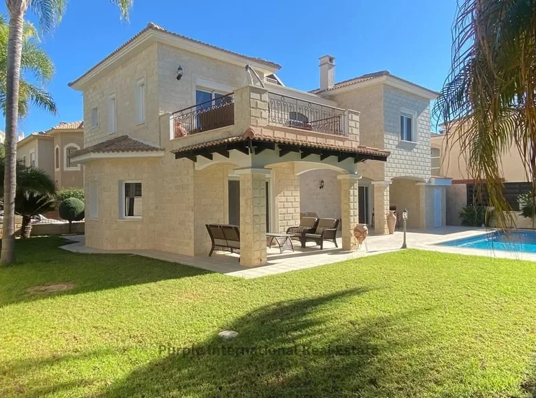Willa 3 pokoi 184 m² Koinoteta Agiou Tychona, Cypr