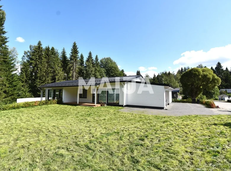 Дом 4 комнаты 109 м² Jyvaeskylae sub-region, Финляндия