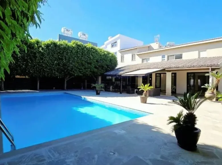 Casa 5 habitaciones 500 m² Limasol, Chipre