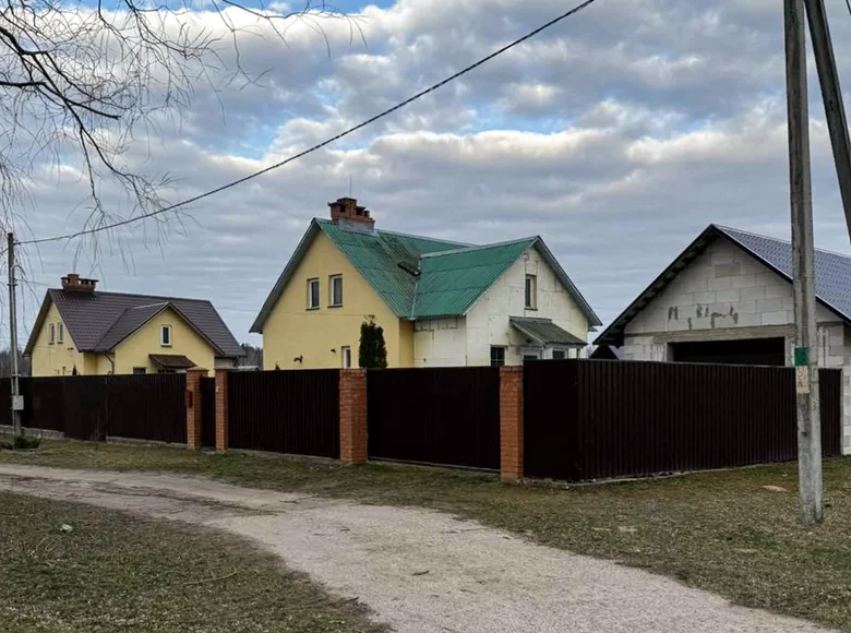 Haus 3 zimmer 81 m² Lapicy, Belarus