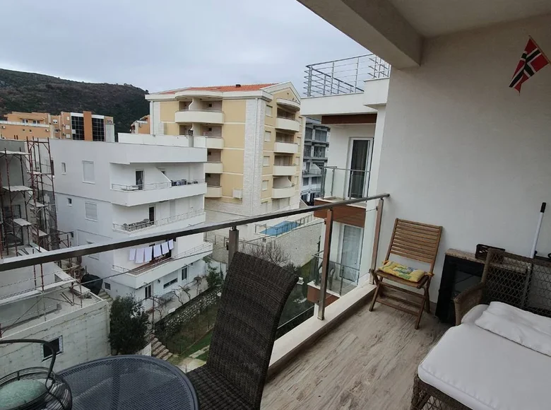 Mieszkanie 1 pokój 108 m² Becici, Czarnogóra