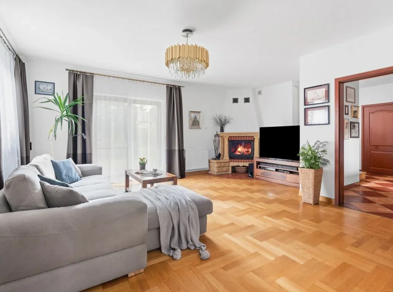 Haus 7 zimmer 360 m² Piaseczno, Polen