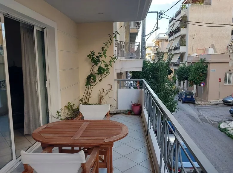 Mieszkanie 3 pokoi 78 m² Pireus, Grecja