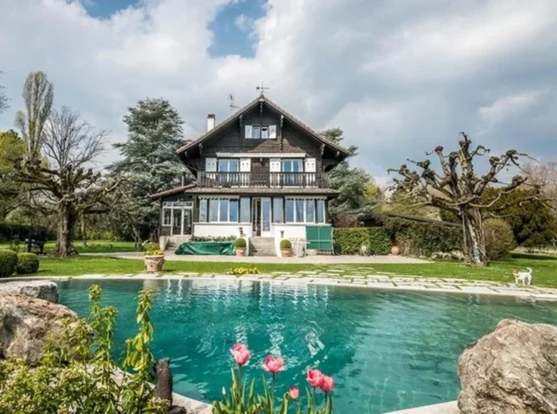 5 bedroom house 470 m² Carouge GE, Switzerland