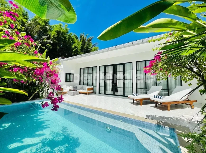 2 bedroom Villa  Kerobokan Kelod, Indonesia