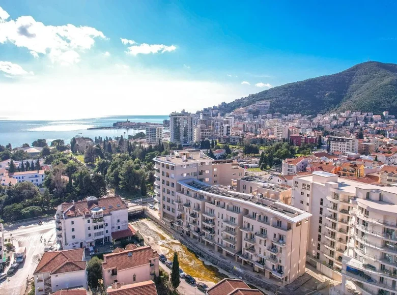 Bliźniak 3 pokoi 172 m² Budva, Czarnogóra