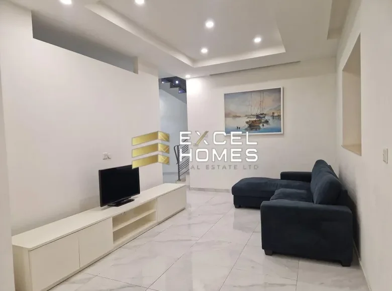 3 bedroom apartment  Victoria, Malta