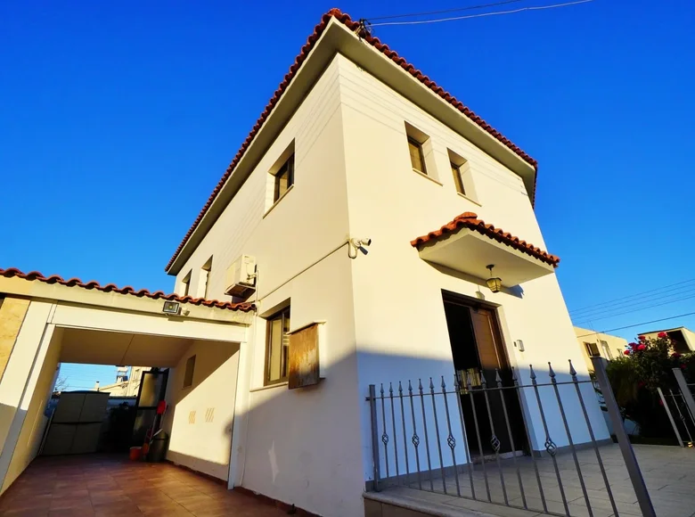 Dom 4 pokoi 200 m² Aradipu, Cypr