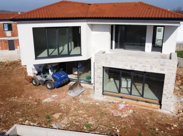 3 bedroom villa 169 m² Porec, Croatia