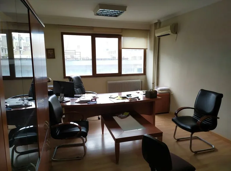 Commercial property 180 m² in Municipality of Neapoli-Sykies, Greece