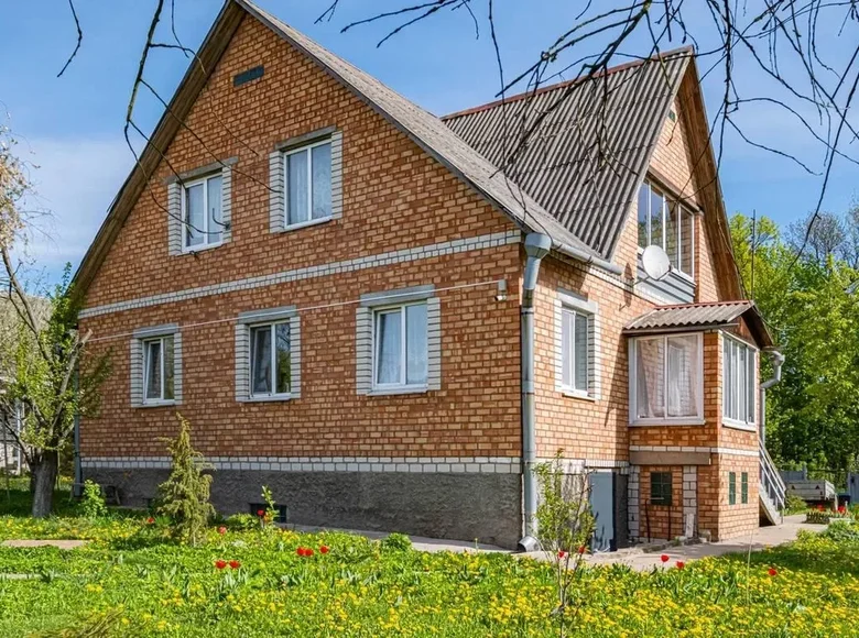 Haus 184 m² Piarezyrski sielski Saviet, Belarus