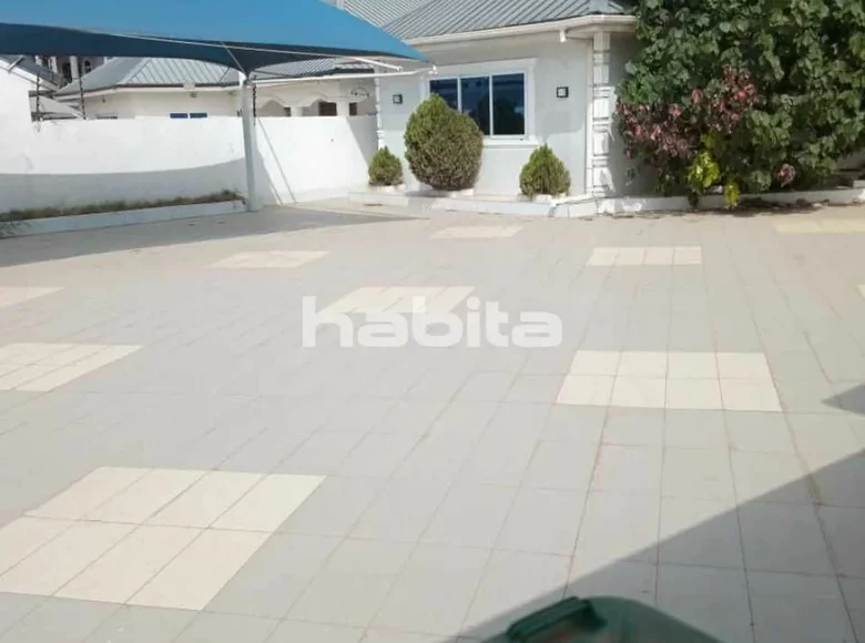 4 bedroom house 500 m² Madina, Ghana