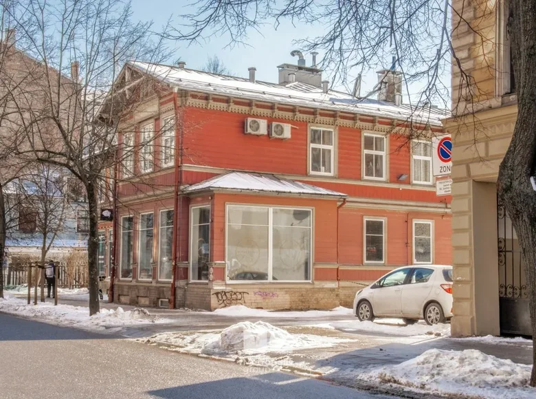 Haus 10 Zimmer 535 m² Riga, Lettland