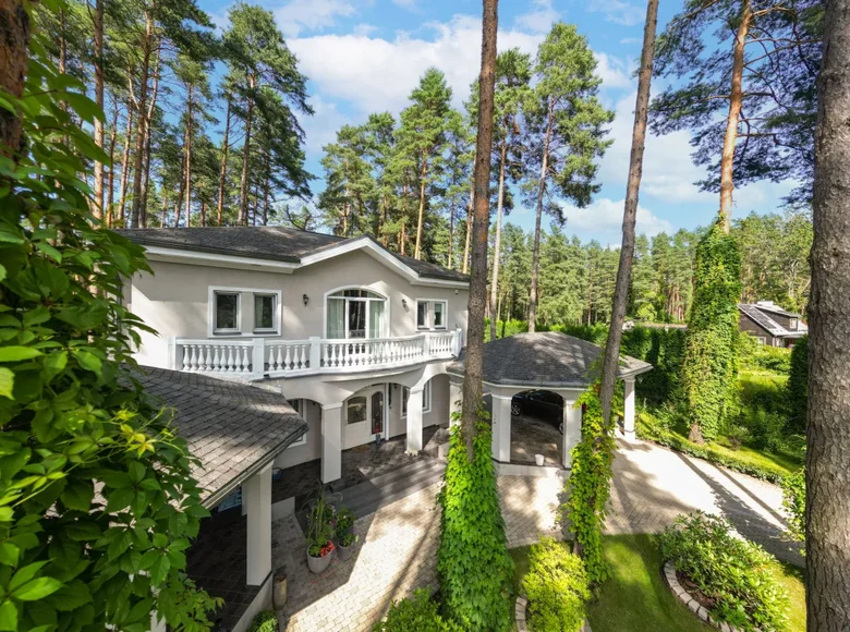 6 bedroom house 346 m² Jurmala, Latvia