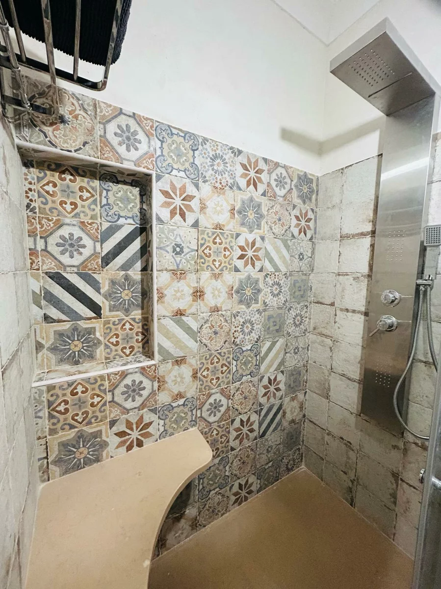 ванна в итальянском доме до реконструкции