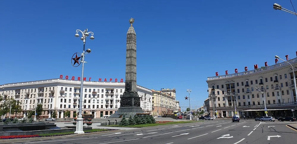 монумент Победы