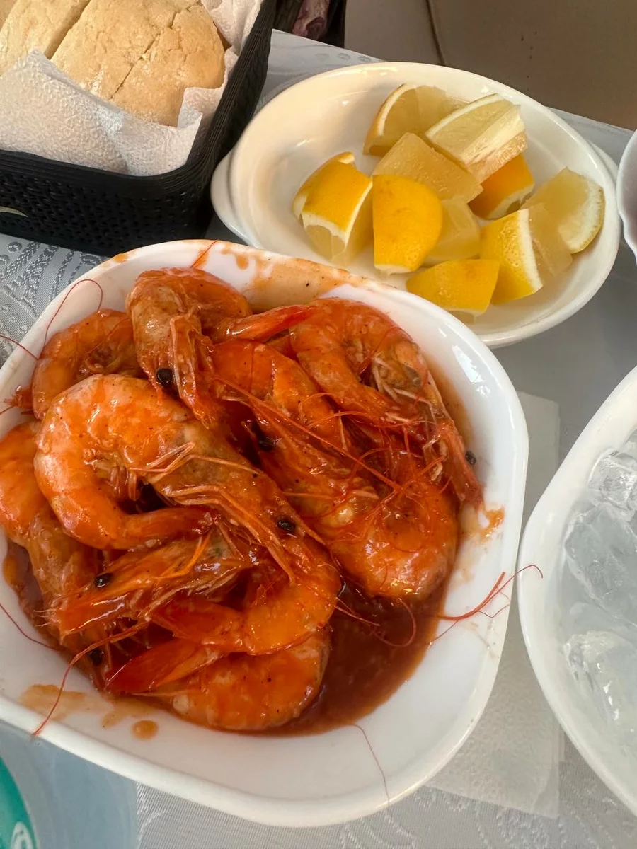 shrimp and lemon platter