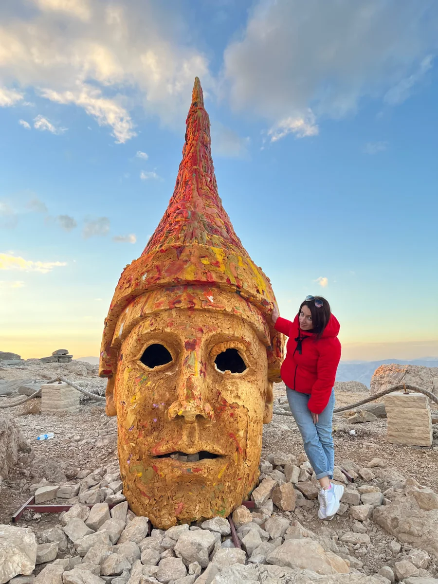 Nemrut-Dagh und das Mädchen