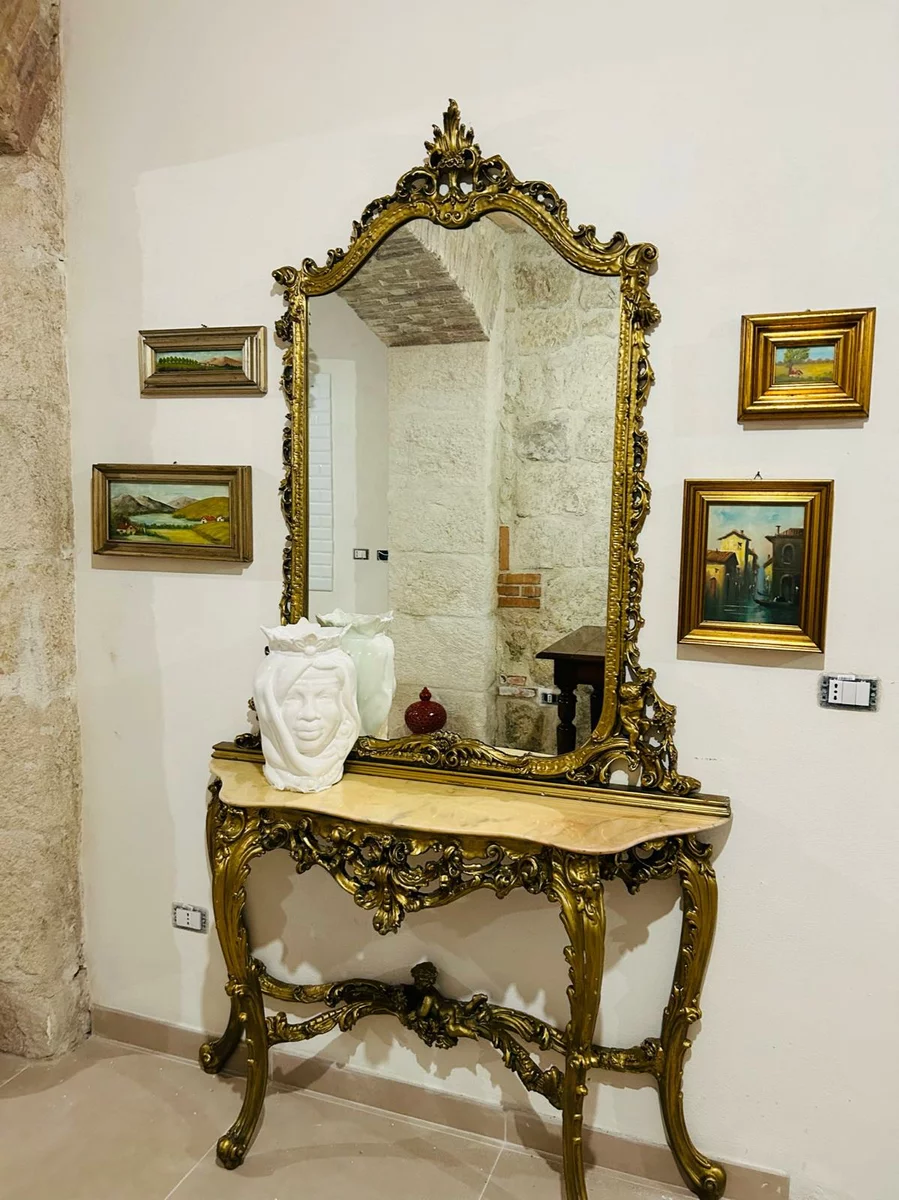 a beautiful antique mirror in an Italian house.